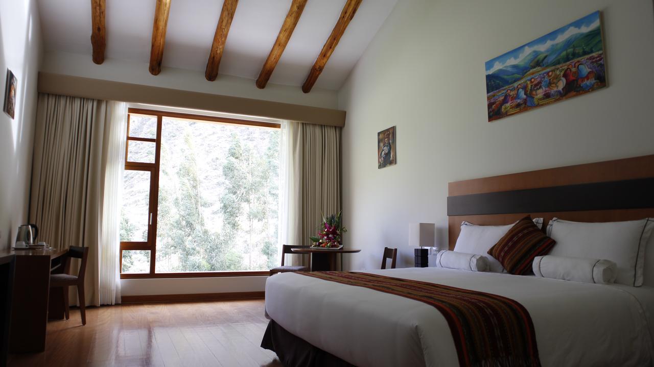 Taypikala Deluxe Valle Sagrado Urubamba Luaran gambar